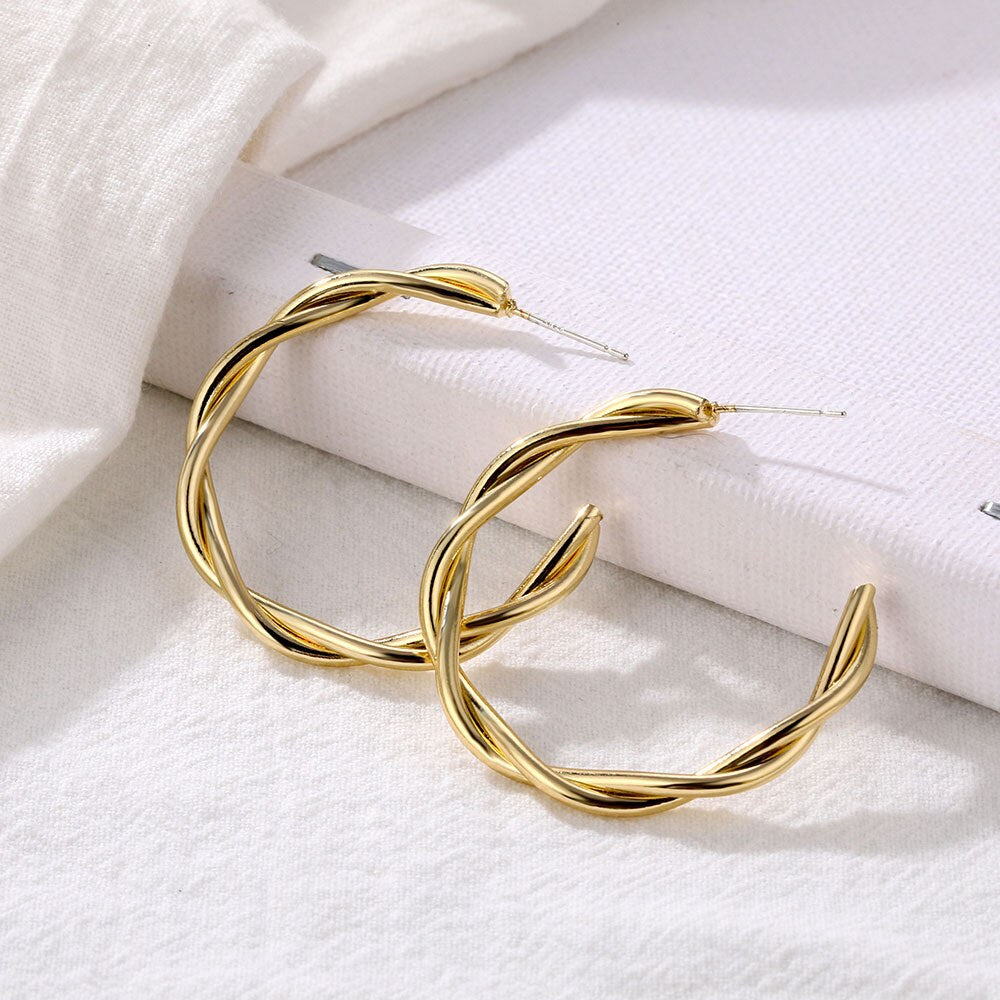 2021 Retro Alloy Metal Round Hoop Earrings for Women Fashion Gold Color Silver Color Bohemian Jewelry Earrings Party Gift