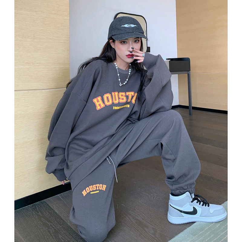 Fashion leisure sports suit women 2021 spring and autumn new American hip-hop style loose sweater and trousers two-piece suit
