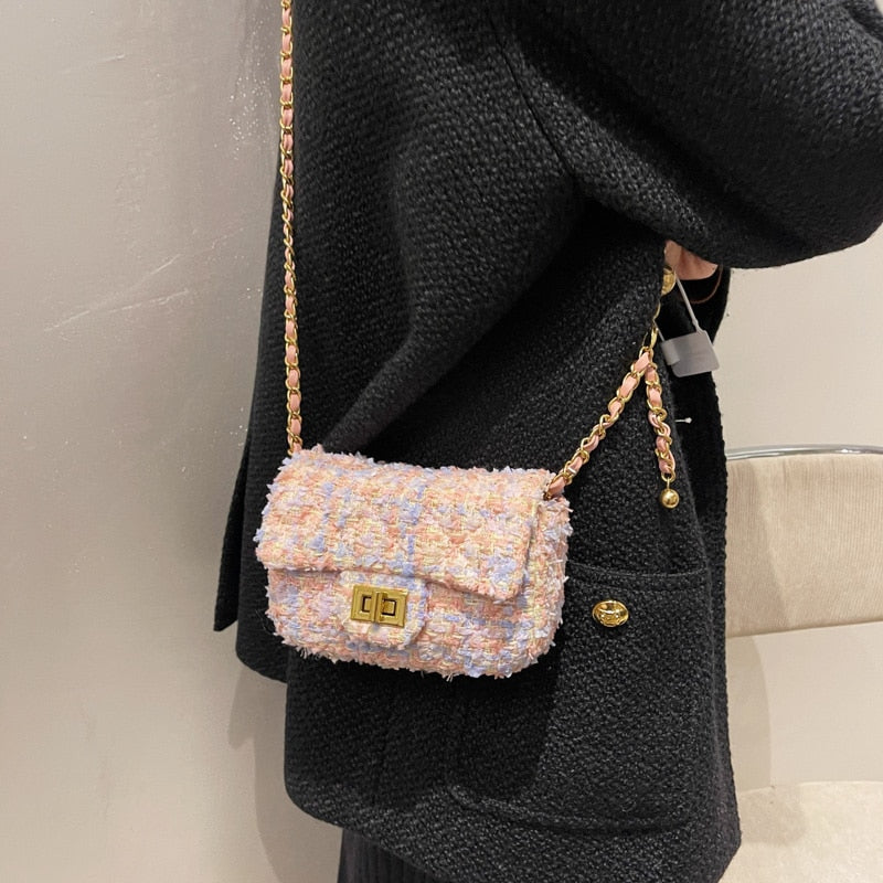 Cute Mini Woolen Shoulder Bag Design Branded Women Handbag Chain Fashion Crossbody Bag 2022 Hit Winter New Party Clutch