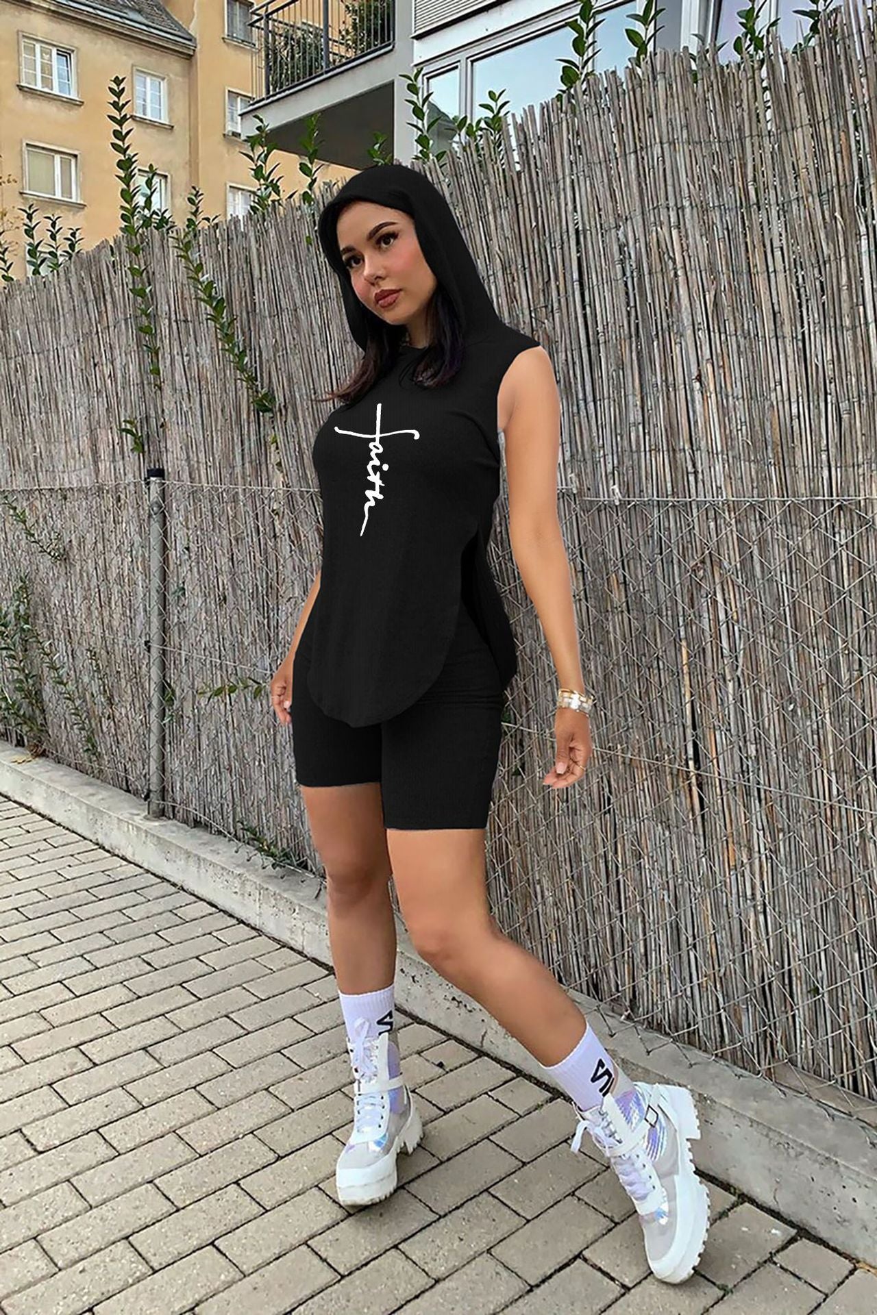Women's Summer Casual Pit Strip Hood Two Piece Crew Neck Short Sleeve Top and Shorts Pants Printed Fashion Two Piece Set