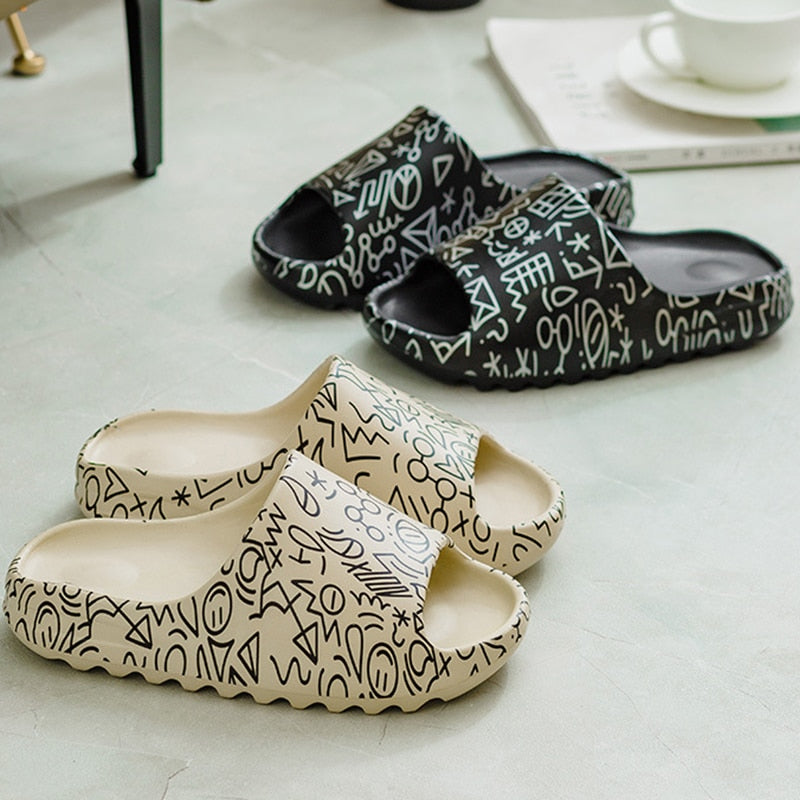 2022 New Summer House Cartoon Men Slippers Women Flip Flops Thick Slides Fashion Printed Couples Platform Shoes outdoor sandals