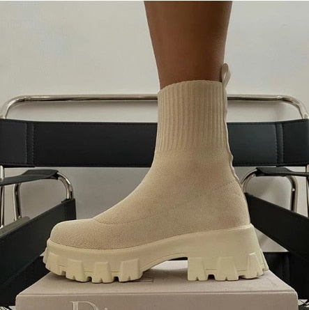2022 Autumn Winter New Couple Socks Shoes Women Thick-soled Casual Large Size Net Red Knitted Short Boots Women Botas De Mujer